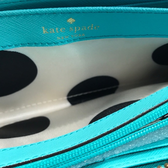 Kate Spade Wallet - Picture 4 of 5